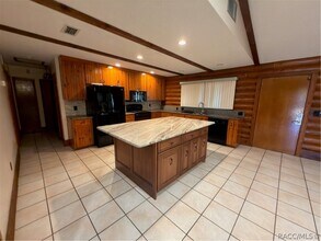 6128 N Bayfront Dr in Hernando, FL - Building Photo - Building Photo