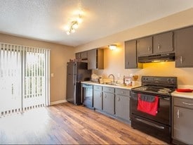 Ledford at Hamilton Place