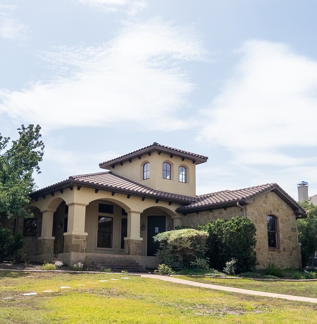 property at 114 Kollmeyer Cir
