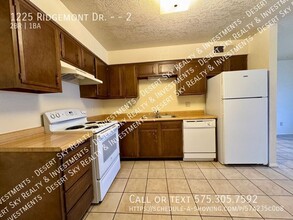 1225 Ridgemont Dr in Las Cruces, NM - Building Photo - Building Photo