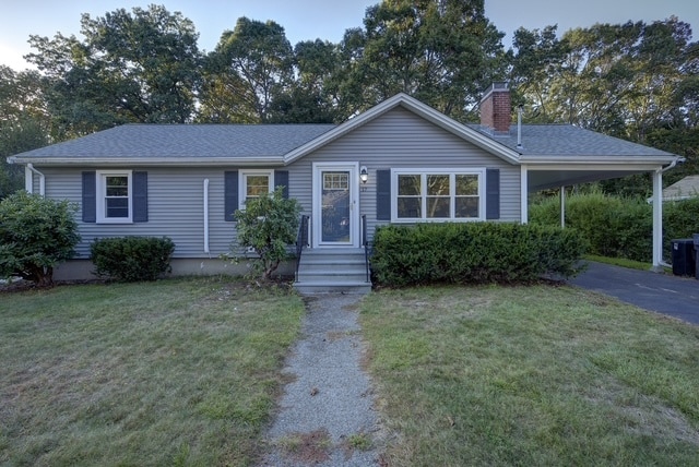 property at 17 Hollywood Dr