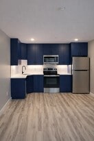 612 Hazard Ave in Enfield, CT - Building Photo