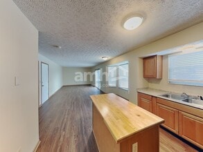 6647 Hilmar Dr in Westerville, OH - Building Photo - Building Photo