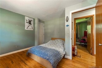 70 Ivy Rd in Plainville, CT - Building Photo - Building Photo