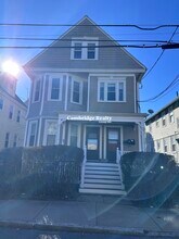 45 Gardena St, Unit 3M in Boston, MA - Building Photo - Building Photo