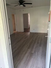 317 E B St in La Porte, TX - Building Photo - Building Photo