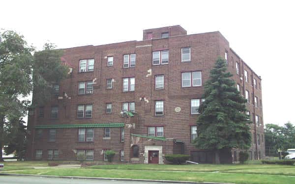 Ambassador Apartments in Detroit, MI - Building Photo - Building Photo