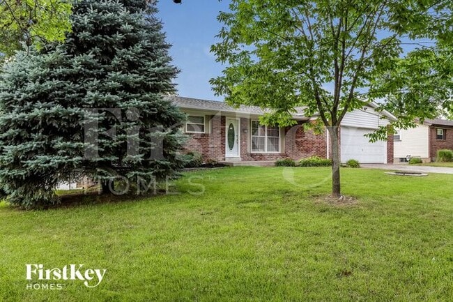 property at 3903 Lexington Dr
