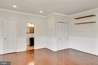315 Evarts St NE-Unit -204 in Washington, DC - Foto de edificio - Building Photo