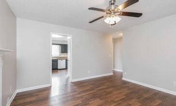 15 Nealtown Way in Greensboro, NC - Building Photo - Building Photo