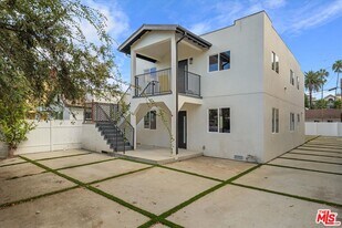 3754 Veteran Ave in Los Angeles, CA - Building Photo