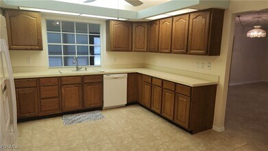 1226 S Brandywine Cir in Ft. Myers, FL - Building Photo - Building Photo