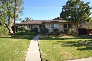 16455 Ludlow St in Los Angeles, CA - Building Photo