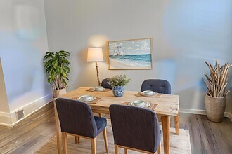 227 Beverley St in Toronto, ON - Building Photo - Building Photo