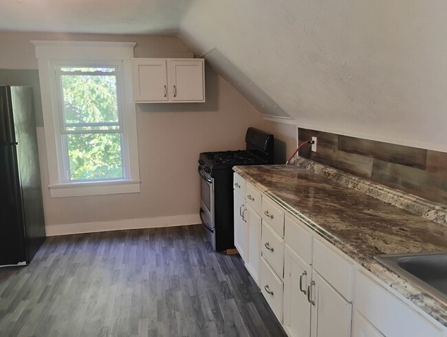 1325 Jefferson Ave in Shelbyville, IN - Building Photo - Building Photo