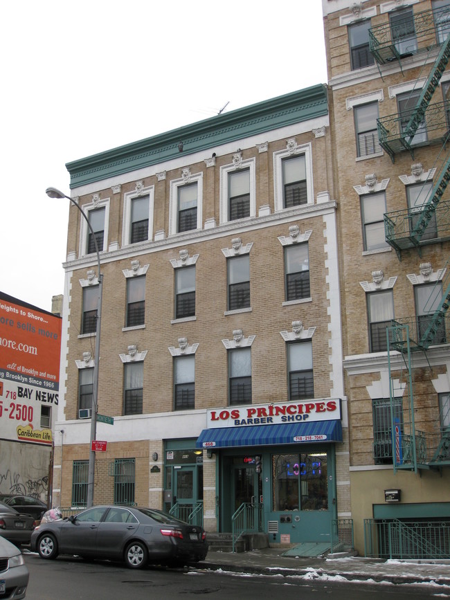 468-470 Bushwick Ave in Brooklyn, NY - Building Photo - Building Photo