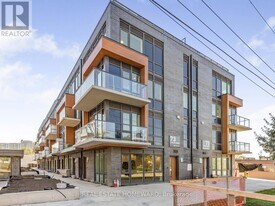 73 Curlew Dr in Toronto, ON - Building Photo