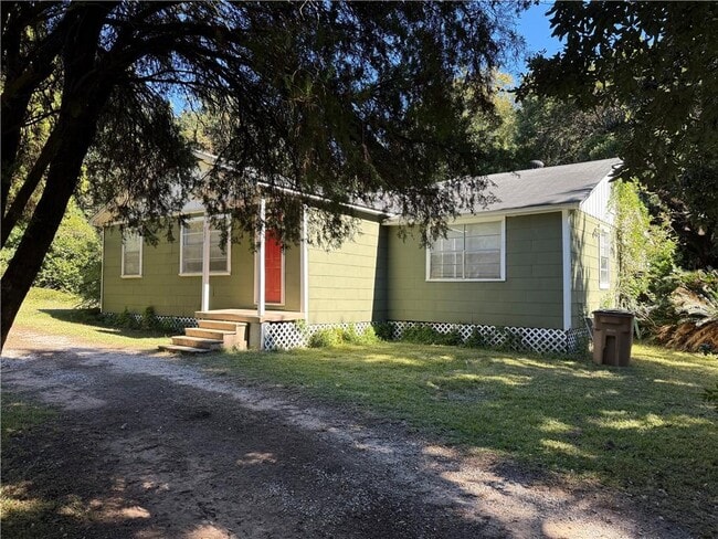 property at 527 Hillview Rd