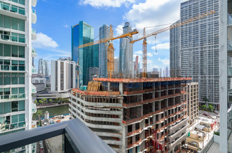 31 SE 6th St, Unit 1808 in Miami, FL - Building Photo - Building Photo