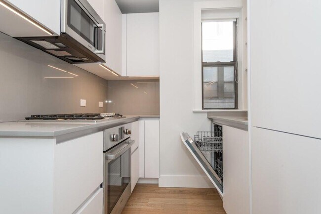 4 Elko St in Boston, MA - Building Photo - Building Photo