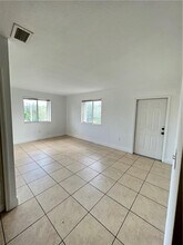 2185 NW 16th Terrace in Miami, FL - Building Photo - Building Photo