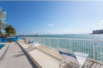 2016 Bay Dr in Miami Beach, FL - Building Photo - Building Photo