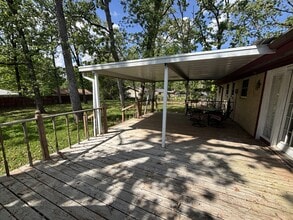 906 Meadow Ln in Lufkin, TX - Building Photo - Building Photo