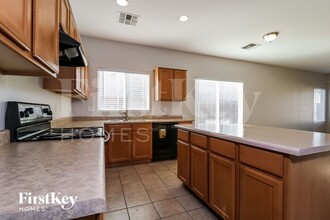 110 N 118th Ave in Avondale, AZ - Building Photo - Building Photo