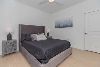 13401 Anagnost Rd in Houston, TX - Building Photo - Building Photo