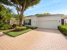 143 Sunset Bay Dr in Palm Beach Gardens, FL - Building Photo