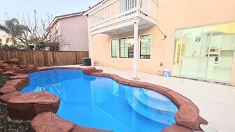 41231 Crooked Stick Dr in Temecula, CA - Building Photo