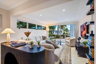 720 SE 5th Ave in Pompano Beach, FL - Foto de edificio - Building Photo