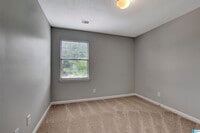 718 3rd St NE photo'