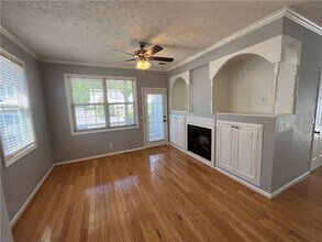 320 Harmony Ct in Alpharetta, GA - Building Photo - Building Photo