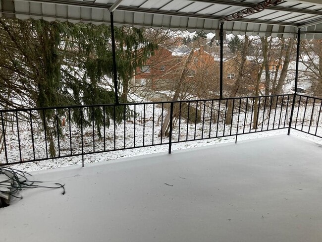 2313 Vodeli St in Pittsburgh, PA - Building Photo - Building Photo