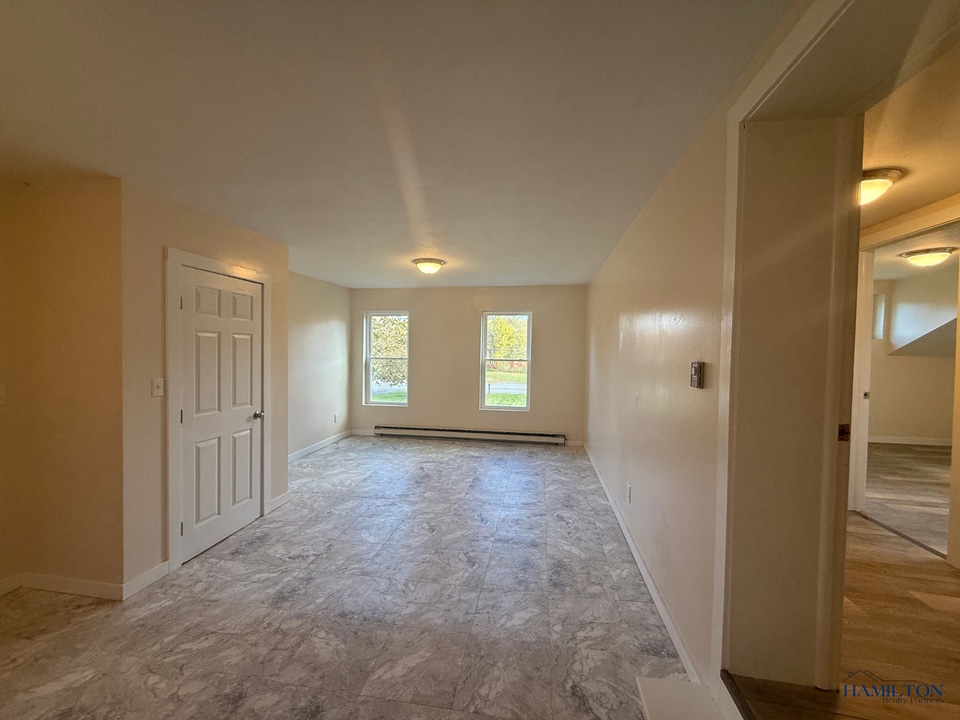 2835 NY-12B in Hamilton, NY - Building Photo