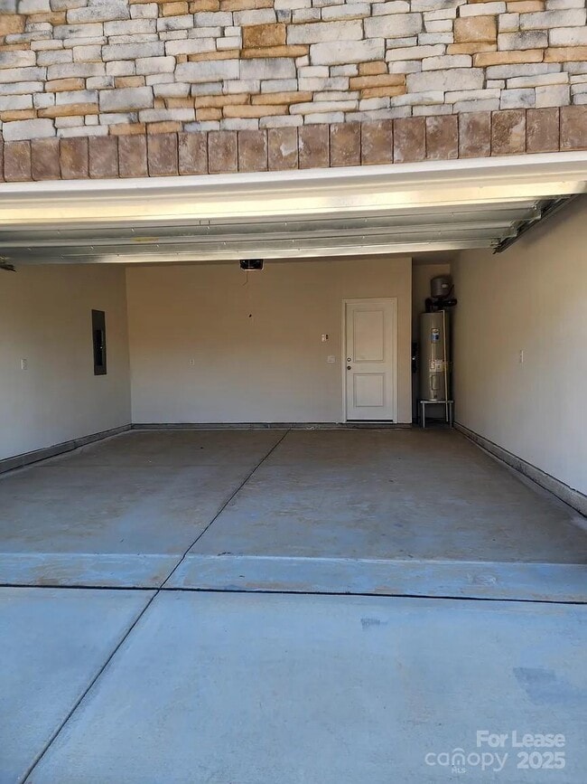 4146 Steel Wy in Lake Norman of Catawba, NC - Building Photo - Building Photo