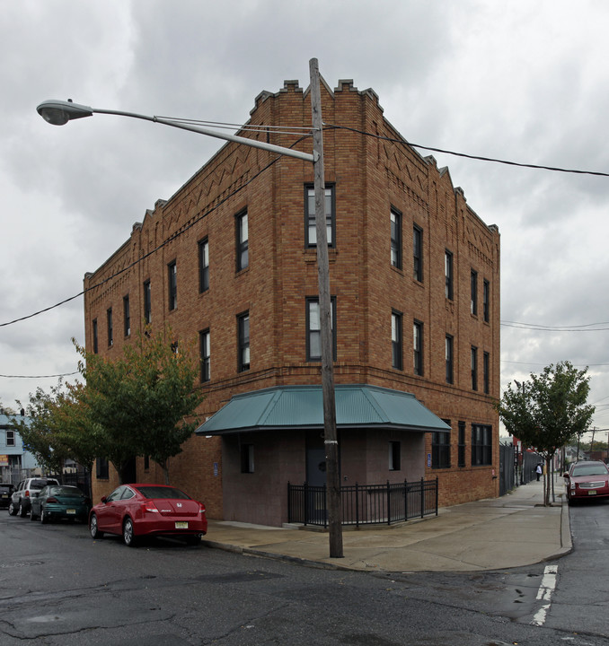 Seaview Guest House in Jersey City, NJ - Building Photo