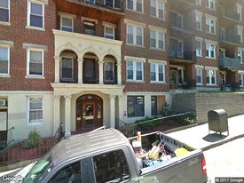 28 Quint Ave, Unit 5 in Boston, MA - Building Photo