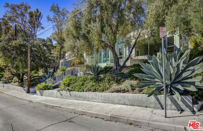 1801 Baxter St in Los Angeles, CA - Building Photo - Building Photo