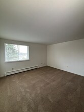 110 Losson Rd in Cheektowaga, NY - Building Photo - Building Photo