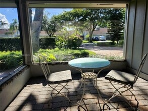1 Balfour Rd E in Palm Beach Gardens, FL - Building Photo - Building Photo