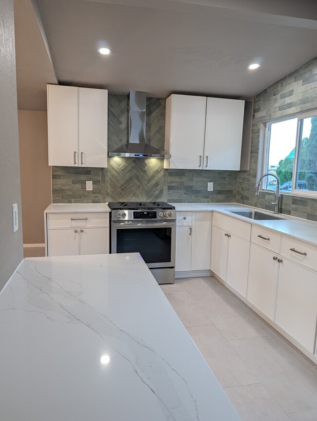 2260 N Monte Carlo Pl in Nogales, AZ - Building Photo - Building Photo