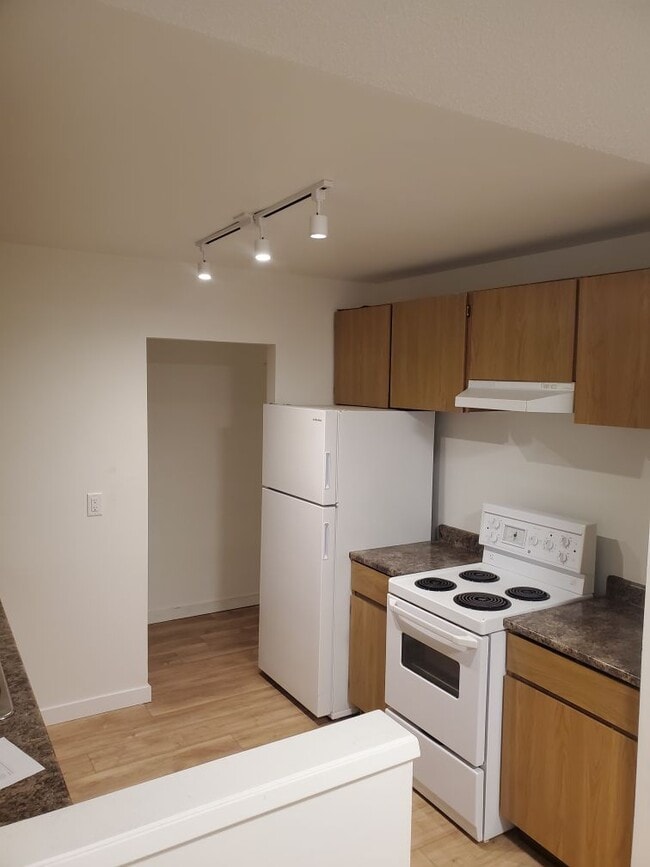 property at 1480-1480 Boundary Crescent