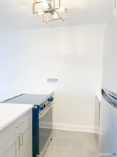 87 Glenbrook Rd in Stamford, CT - Building Photo - Building Photo