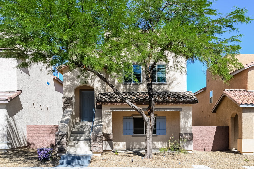 8962 Harmony Hall Ave in Las Vegas, NV - Building Photo