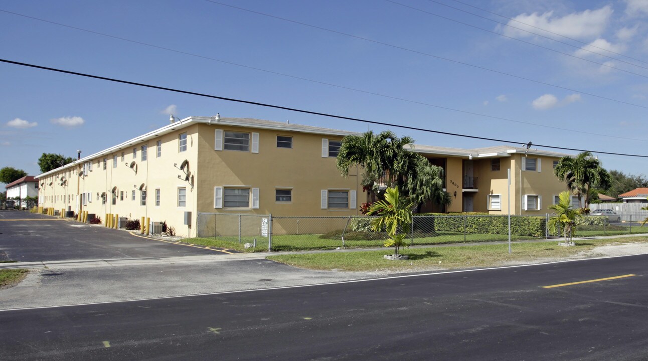 Bird Road Condos in Miami, FL - Building Photo