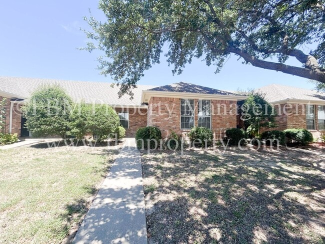 property at 616 Biloxi Dr