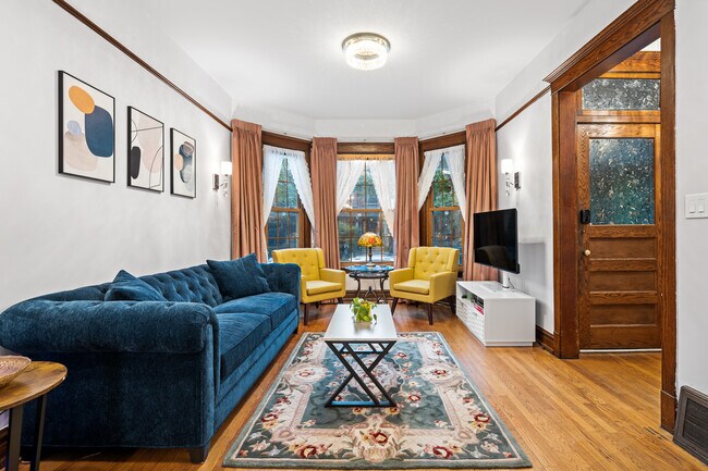 3905 N Seeley Ave in Chicago, IL - Building Photo - Building Photo