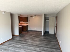 2705 38th St NW in Canton, OH - Building Photo - Building Photo